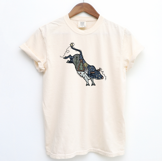 Christmas Bucking Bull– Comfort Colors T-Shirt