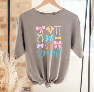 Agvocate Multicolor Bow– Comfort Colors T-Shirt