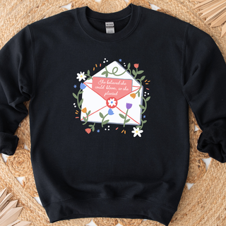 She Could Bloom– Crewneck